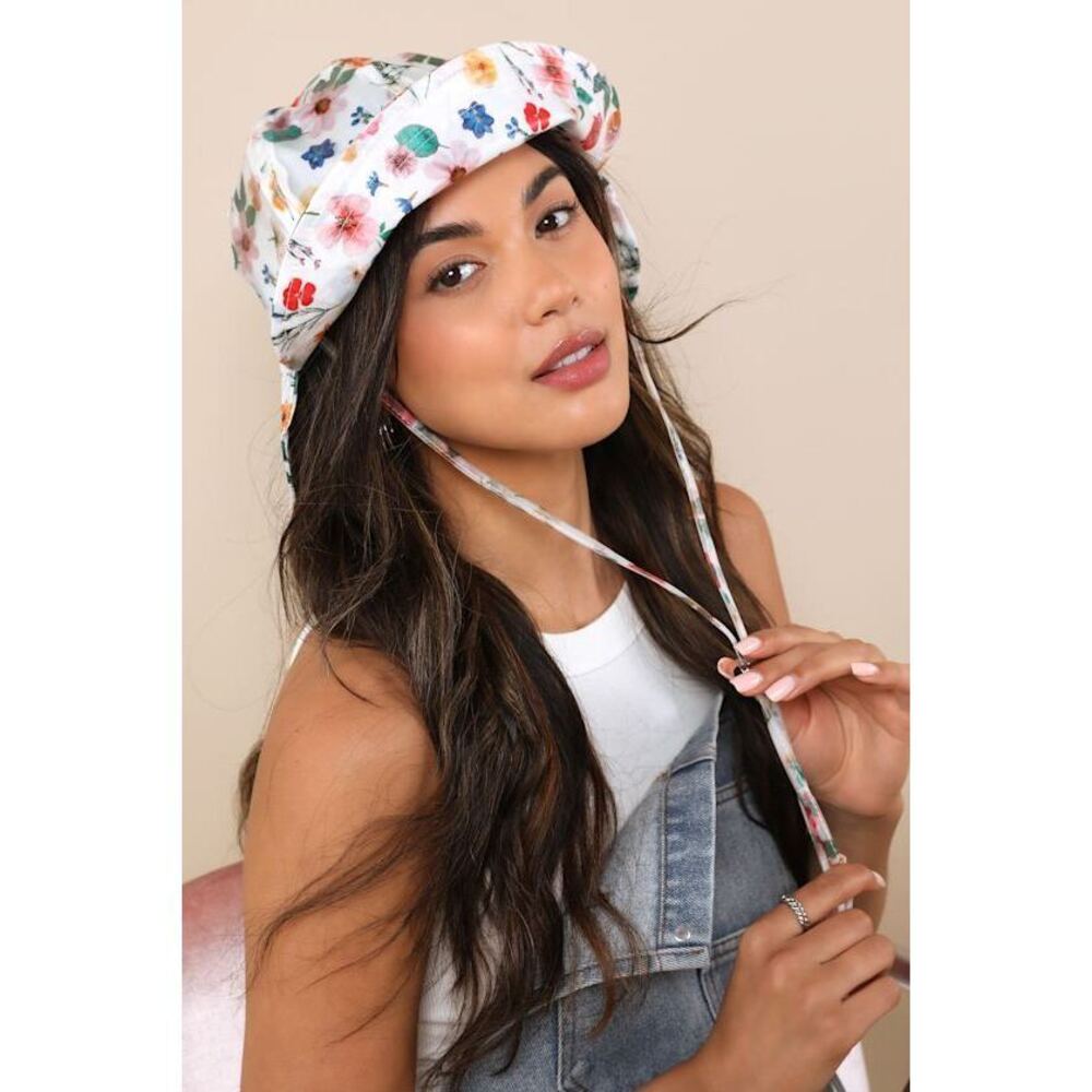 Tulip White Multi Floral Bucket Hat - One Size